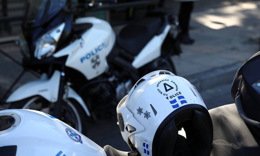 Νέα Σμύρνη: Επίθεση 30 ατόμων κατά αστυνομικών της ομάδας ΔΙΑΣ
