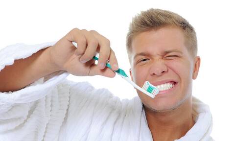 Tόσο καιρό βουρτσίζεις λάθος τα δόντια σου