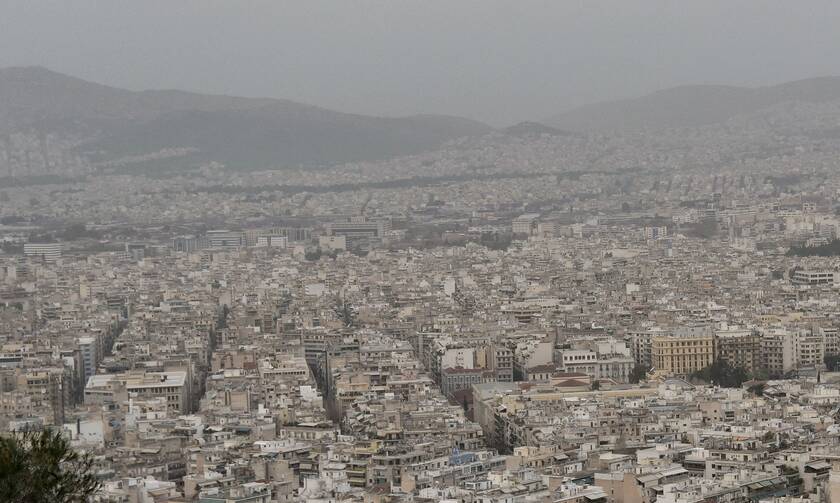 Καιρός: Σύννεφο σκόνης «κατάπιε» την Ελλάδα – Το κατέγραψε δορυφόρος