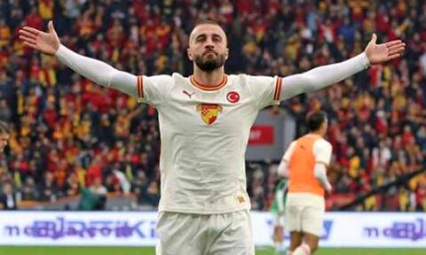 Viral το «γλέντι» από Τούρκο ποδοσφαιριστή επειδή τον κάλεσαν στην εθνική ομάδα
