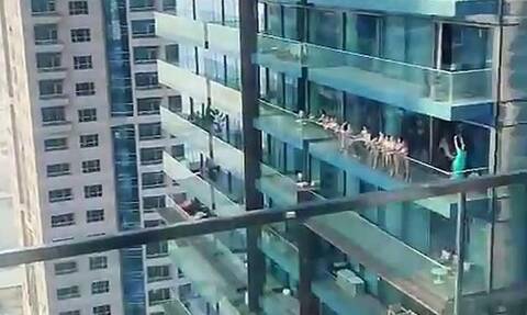 Σάλος στο Ντουμπάι με γυμνές γυναίκες που βγήκαν σε μπαλκόνι ουρανοξύστη