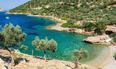Το Family Traveller προτείνει τα 10 καλύτερα ελληνικά νησιά για τις φετινές οικογενειακές διακοπές