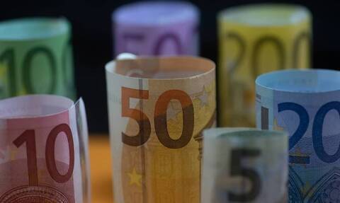 Επίδομα 400 ευρώ: Εκπνέει η προθεσμία για τις αιτήσεις - Οι δικαιούχοι