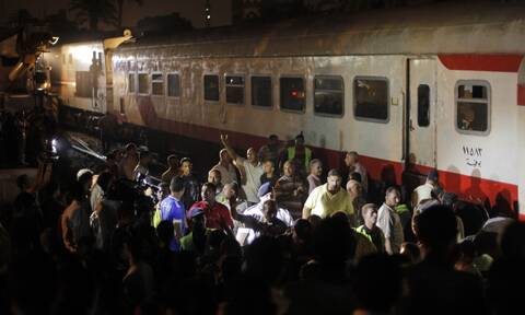 Αίγυπτος: Τους 23 έφτασαν οι νεκροί από τον εκτροχιασμό του τρένου - Πάνω από 130 οι τραυματίες