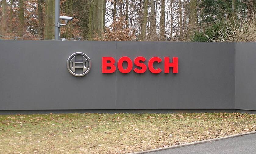 Η Bosch τα βάζει με την ΕΕ για τον πόλεμο στους κινητήρες εσωτερικής καύσης