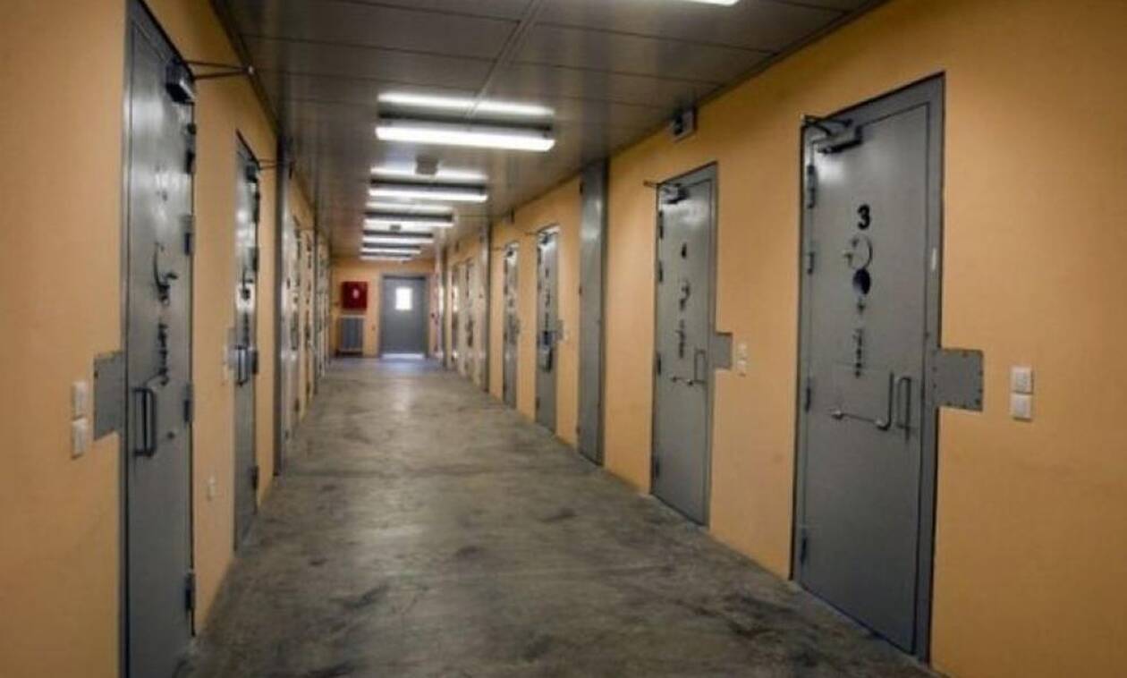 Σέρρες: Στη φυλακή για 40 ημέρες οδηγήθηκε αρνητής της μάσκας - Newsbomb -  Ειδησεις - News