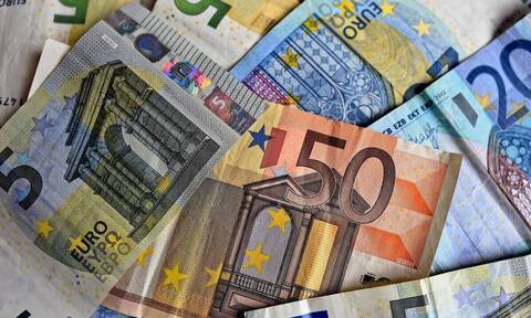 Στα 173,4 δισ. ευρώ ανήλθαν οι τραπεζικές καταθέσεις στο τέλος Μαρτίου