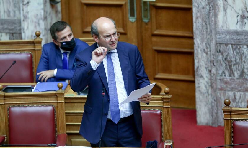 Ο υπουργός Εργασίας Κωστής Χατζηδάκης ζωντανά σήμερα Πέμπτη στο Newsbomb.gr