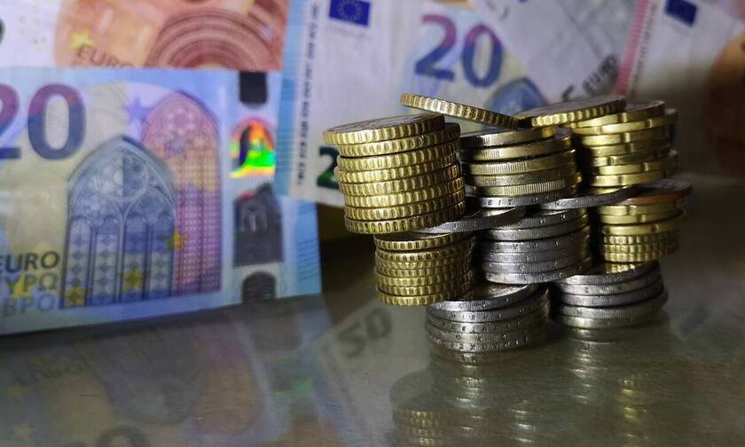 Επίδομα 534 ευρώ: Ξεκινούν οι πληρωμές σήμερα σε 472.899 δικαιούχους