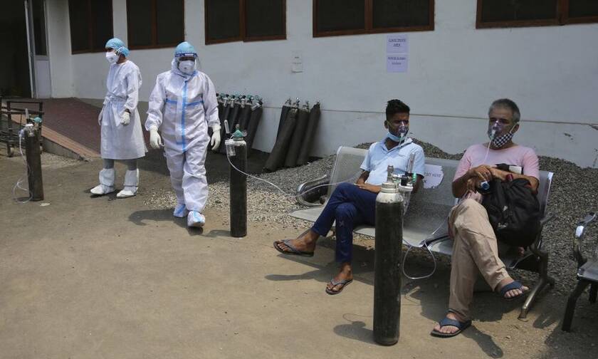 Κορονοϊός Ινδία: Έκκληση των γιατρών - «Μην καλύπτεστε με κοπριά, δεν απωθεί τον ιό»