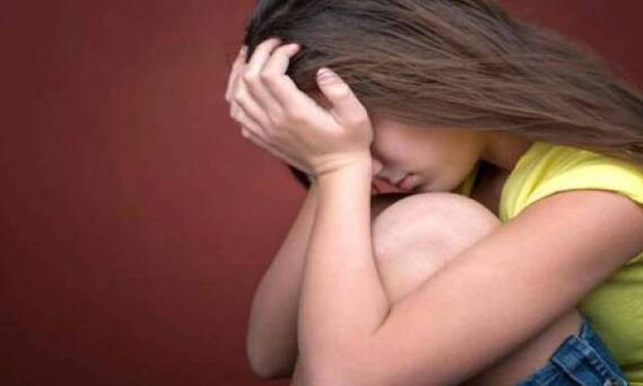 Σεξουαλική παρενόχληση από δάσκαλο σε σχολείο της Αττικής: Τα θύματα δεν είχαν κλείσει τα 10 έτη