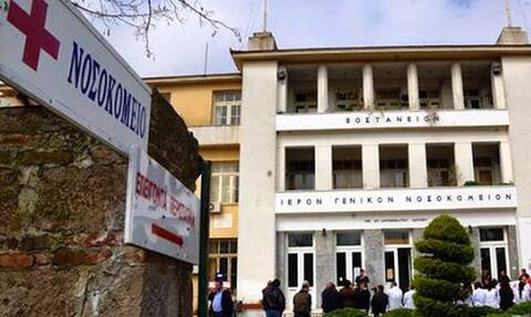 Ρεπορτάζ Newsbomb.gr: Τι λέει ο διοικητής του νοσοκομείου Μυτιλήνης για τον θάνατο της 63χρονης
