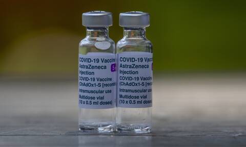 Εμβόλιο κορονοϊού: Σήμερα οι ανακοινώσεις για το AstraZeneca μετά τις θρομβώσεις - Τι εξετάζεται
