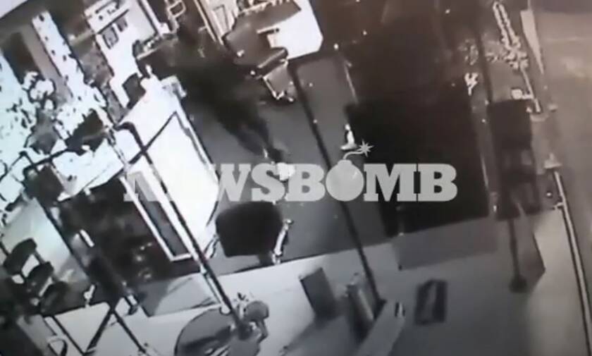 Βίντεο-ντοκουμέντο Newsbomb.gr: Έτσι δρούσε η συμμορία που «χτυπούσε» μαγαζιά σε Γλυφάδα και Άλιμο