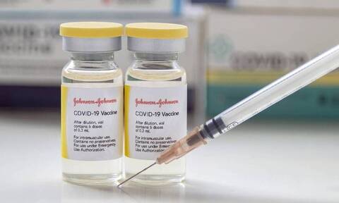 Ραντεβού από σήμερα και με τα 4 εμβόλια για τους 30-34 ετών - «Στοίχημα» ο εμβολιασμός άνω των 18