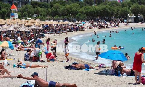Ρεπορτάζ Newsbomb.gr: Χαμός στις παραλίες της Αττικής - Δείτε τι γίνεται στο Παλαιό Φάληρο