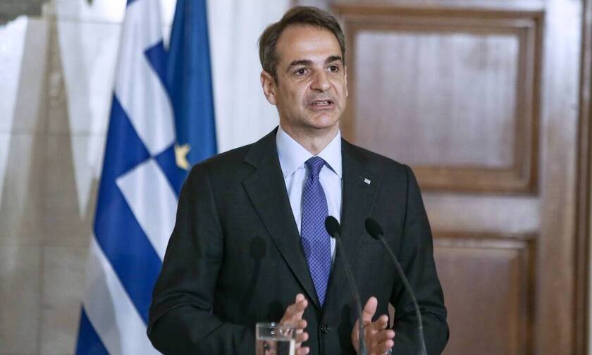 PM Mitsotakis chairs meeting on evaluation of proposals for Greek Navy's 4 new frigates