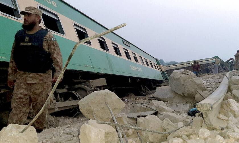 Εκτροχιασμός τρένου στο Πακιστάν