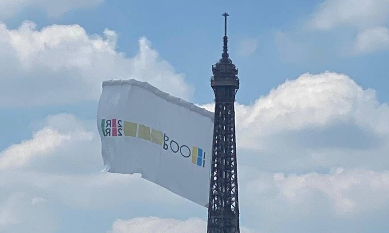 Ολυμπιακοί Αγώνες: Κυματίζει στον Πύργο του Άιφελ η σημαία για το Παρίσι 2024