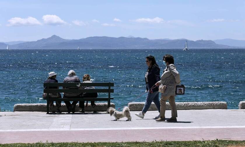 В эти выходные в Греции снимается запрет включать музыку в кафе и ресторанах