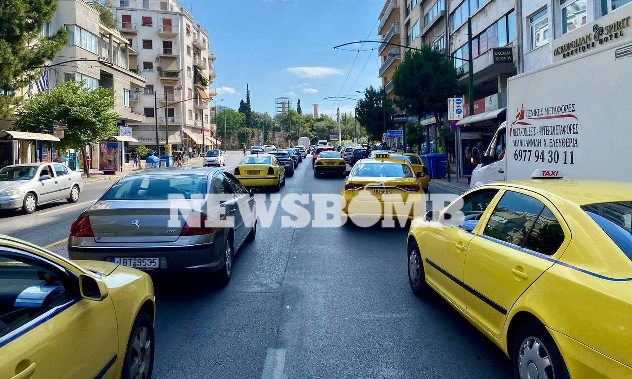 Χάος στο κέντρο της Αθήνας: Ποιοι δρόμοι είναι κλειστοί λόγω των συγκεντρώσεων