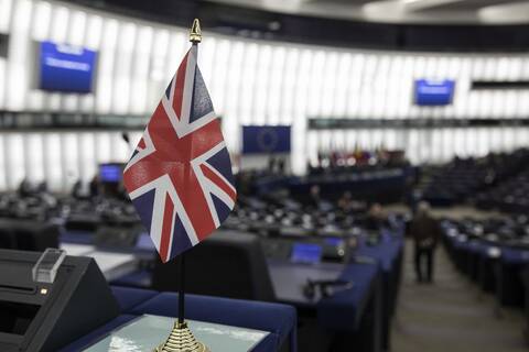 Brexit: Επιστρέφει το «αγκάθι» της Β.Ιρλανδίας -Ανεβαίνουν οι τόνοι ανάμεσα σε Βρυξέλλες και Λονδίνο