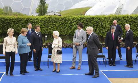Βρετανία: Η βασίλισσα Ελισάβετ παρέθεσε δεξίωση στους ηγέτες της G7