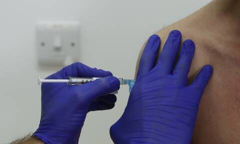 Eμβόλιο Novavax: Προς έγκριση νέο «όπλο» στη φαρέτρα - Αποτελεσματικό κατά 90% έναντι του κορονοϊού