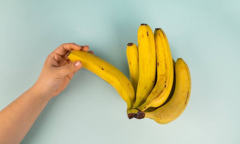 Έξυπνα tips  για να μη μαυρίζουν οι μπανάνες