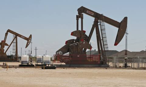 Wall Street: Νέα ρεκόρ για S&P και Nasdaq - Μεγάλη πτώση για το πετρέλαιο