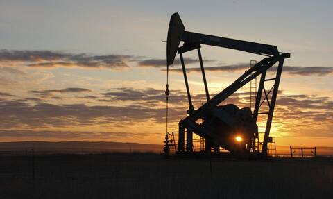 Wall Street: Νέο ρεκόρ για Nasdaq - Μεγάλη πτώση για το πετρέλαιο