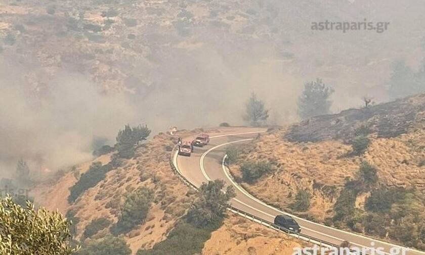 Φωτιά στη Χίο: «Εκκενώθηκαν προληπτικά τρία χωριά, αισιοδοξούμε», λέει ο Δήμαρχος στο Newsbomb.gr