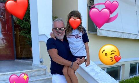 Ερωτευμένος με την κόρη του ο Γιώργος Λύρας και όχι άδικα - Δείτε τη νέα φώτο