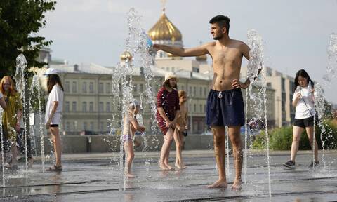 Ρωσία: Πρωτοφανές κύμα ζέστης στη Μόσχα - Τους 34,1 βαθμούς έφτασε η θερμοκρασία