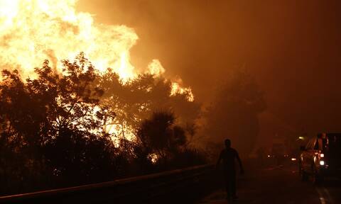 ΚΚΕ: Οι φωτιές σβήνουν με αντιπυρική προστασία και πρόληψη, όχι με επικλήσεις στην ατομική ευθύνη