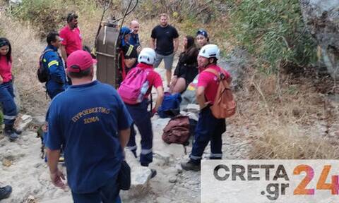 Κρήτη: Καρέ - καρέ η διάσωση γυναίκας που τραυματίστηκε σε φαράγγι