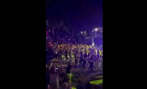 Κορονοϊός: «Πατείς με, πατώ σε» στη Λιβαδειά- Χαμός σε συναυλία ενώ η Βοιωτία «βράζει» από κρούσματα