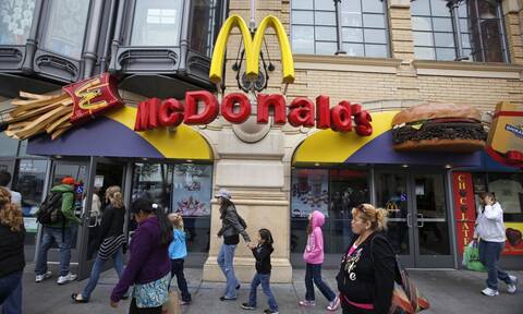 HΠΑ: Τα McDonald’s στο Όρεγκον προσλαμβάνουν 14χρονους λόγω έλλειψης εργατικών χεριών