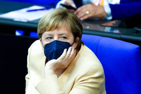 Γερμανία: Σοσιαλδημοκράτες και Αριστερά επικρίνουν την σημερινή εμφάνιση της Μέρκελ στη Βουλή