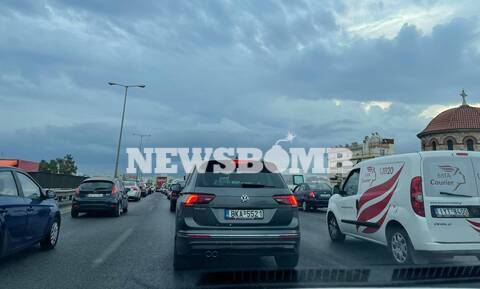 Κίνηση ΤΩΡΑ: Χαμηλές ταχύτητες στον Κηφισό – Κυκλοφοριακές ρυθμίσεις στο κέντρο της Αθήνας
