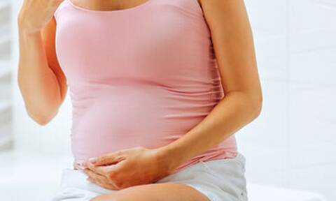 Hyperemesis Gravidarum: Τι είναι και γιατί ταλαιπωρεί πολλές εγκύους