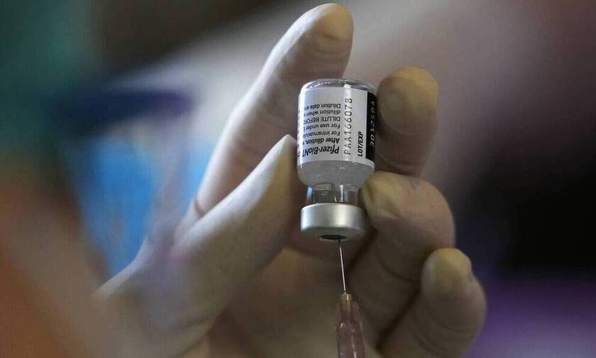 Κορονοϊός: Νέα μελέτη του ΕΚΠΑ - Αντισώματα έξι μηνών προσφέρει ο πλήρης εμβολιασμός με Pfizer