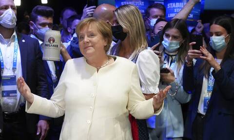 Εκλογές Γερμανία: Με επιστολική ψήφο ψήφισε η Άνγκελα Μέρκελ
