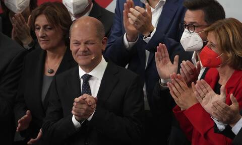 Εκλογές στη Γερμανία: Νίκη του SPD με διαφορά 1,6% από το CDU με καταμετρημένο το 100% των ψήφων