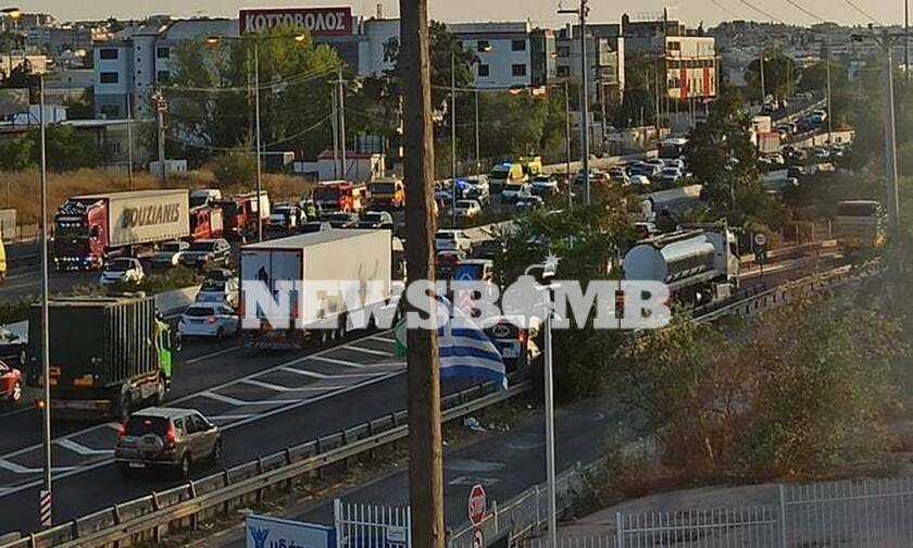 Ρεπορτάζ Newsbomb.gr: Καραμπόλα πέντε οχημάτων στην Αθηνών – Λαμίας - Ουρές χιλιομέτρων