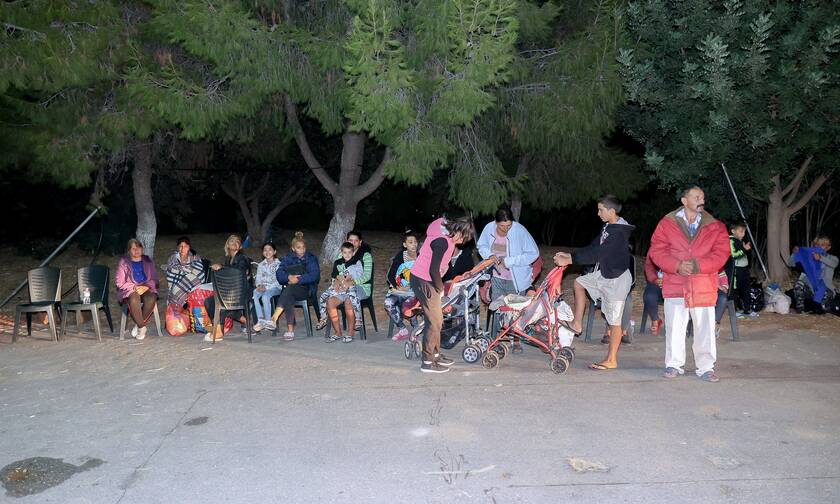 Σεισμός στην Κρήτη: Ένα ακόμα δύσκολο βράδυ στο Αρκαλοχώρι – Αγωνία για τους μετασεισμούς