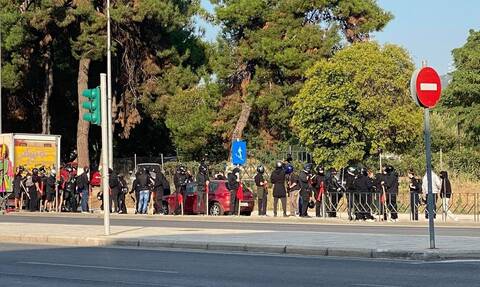 Θεσσαλονίκη: Συγκέντρωση αντιεξουσιαστών και ακροδεξιών στη Σταυρούπολη – Σε επιφυλακή η ΕΛΑΣ