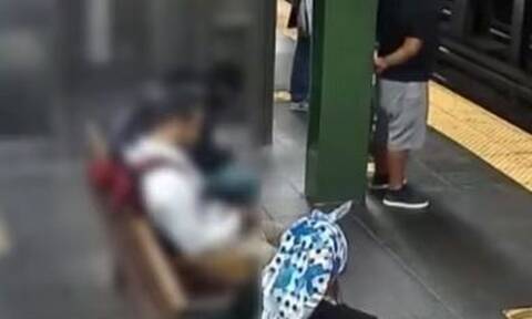 Τρομακτικό βίντεο: Την έσπρωξε στις ράγες του Μετρό την ώρα που περνούσε ο συρμός