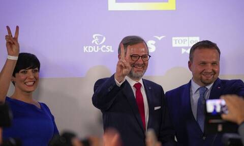 Εκλογές Τσεχία: Ήττα του πρωθυπουργού, νίκη της κεντροδεξιάς - Εκτός το κομμουνιστικό κόμμα