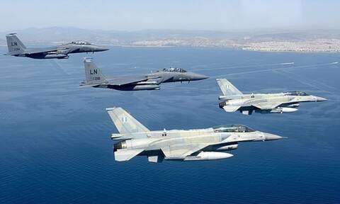 Πολεμική Αεροπορία: Φτερό με φτερό Έλληνες και Αμερικανοί - «Κλειδί» για τις ΗΠΑ η Βάση της Λάρισας